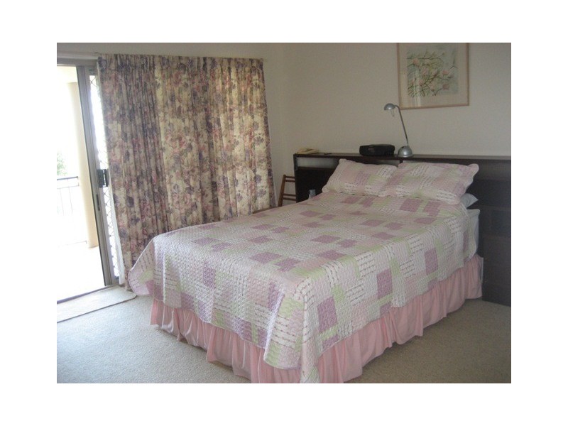 13 APLIN STREET, Point Vernon QLD 4655