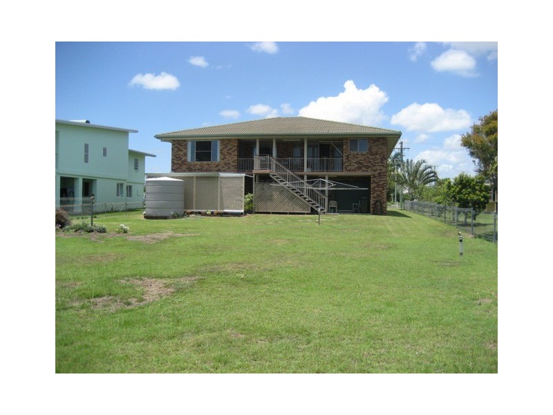 13 APLIN STREET, Point Vernon QLD 4655