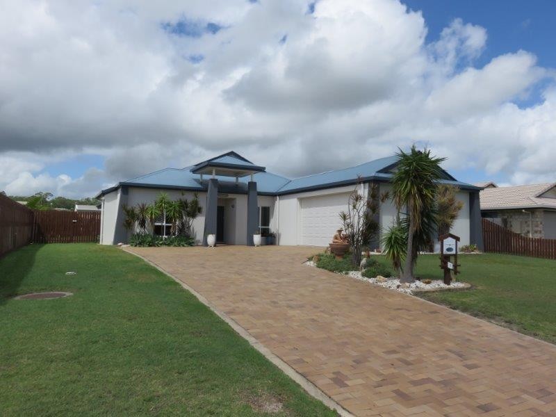 3 LANCASTER CIRCUIT, Urraween QLD 4655