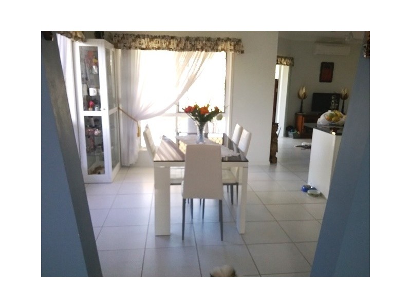3 LANCASTER CIRCUIT, Urraween QLD 4655