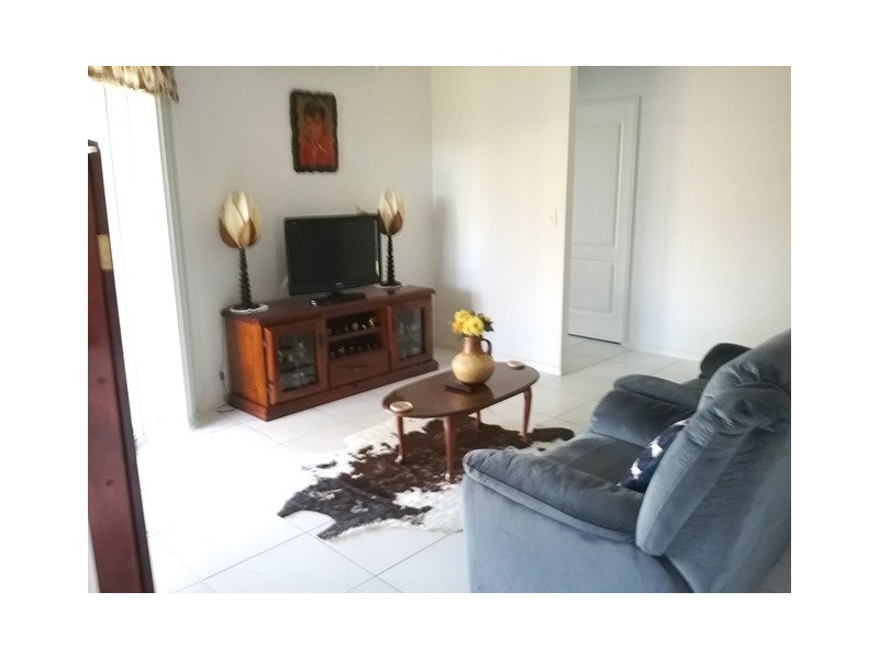 3 LANCASTER CIRCUIT, Urraween QLD 4655