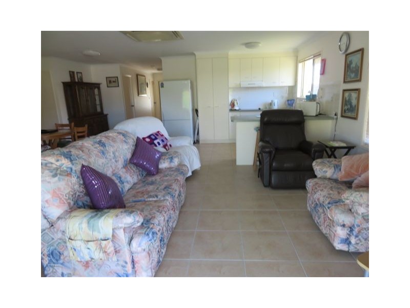 52 Anchorage, Point Vernon QLD 4655