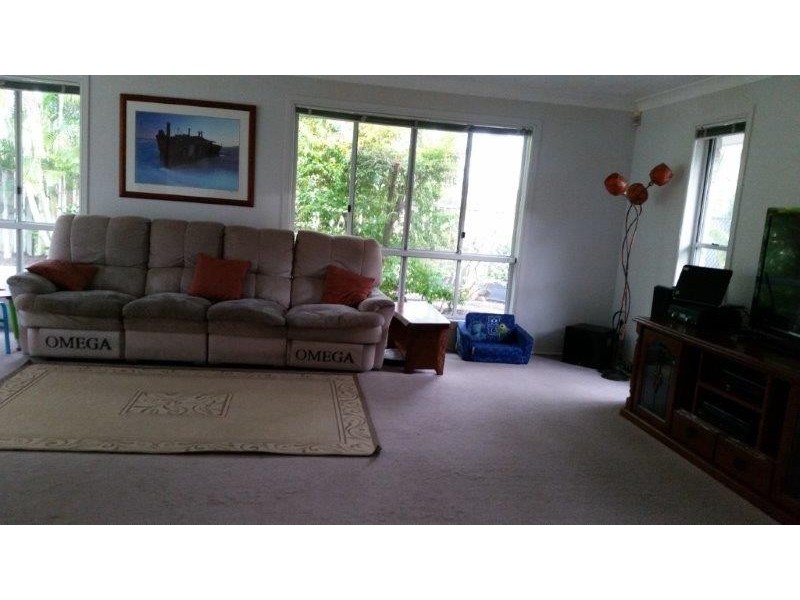 19 Kookaburra Dve, Eli Waters QLD 4655