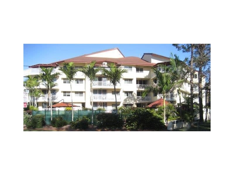 U7 451-452 Charlton Esplanade, Torquay QLD 4655
