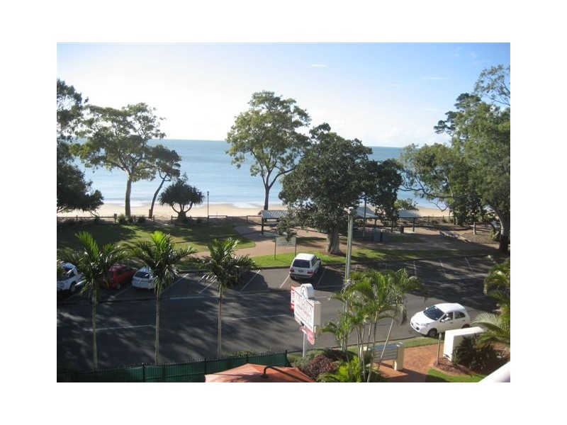 U7 451-452 Charlton Esplanade, Torquay QLD 4655