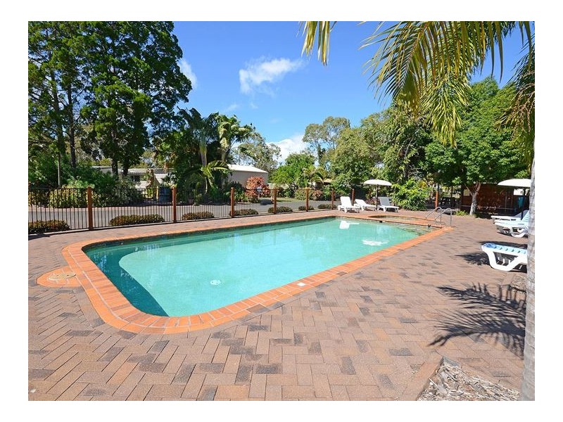 77-85 MARGARET ST, Urangan QLD 4655