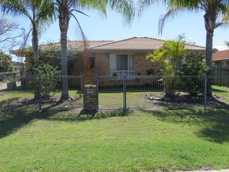 25 CASSANDRA CRES, Urangan QLD 4655