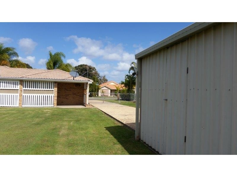 25 CASSANDRA CRES, Urangan QLD 4655