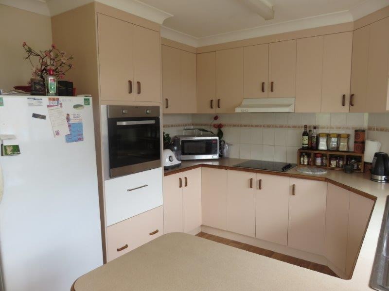 7 BARRY STREET, Torquay QLD 4655