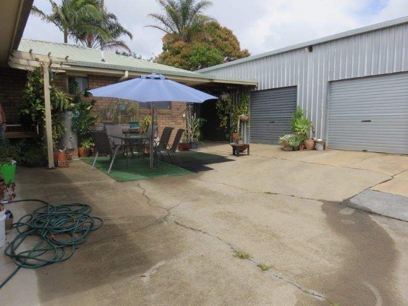 7 BARRY STREET, Torquay QLD 4655