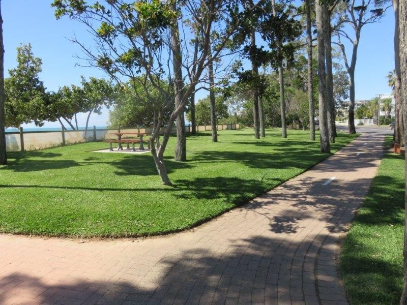 453 THE ESPLANADE, Torquay QLD 4655