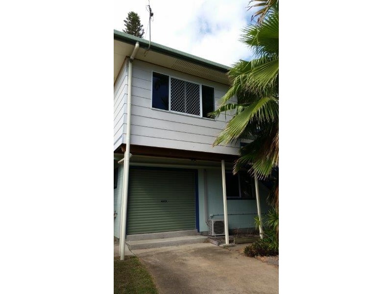 12 Eden Way, Point Vernon QLD 4655