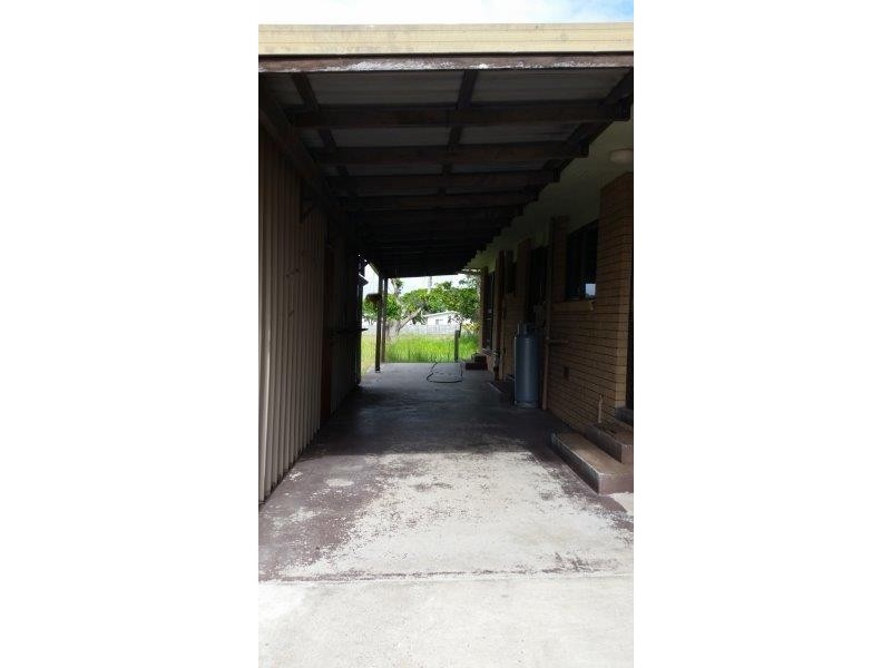 35-37 Islander Rd, Pialba QLD 4655