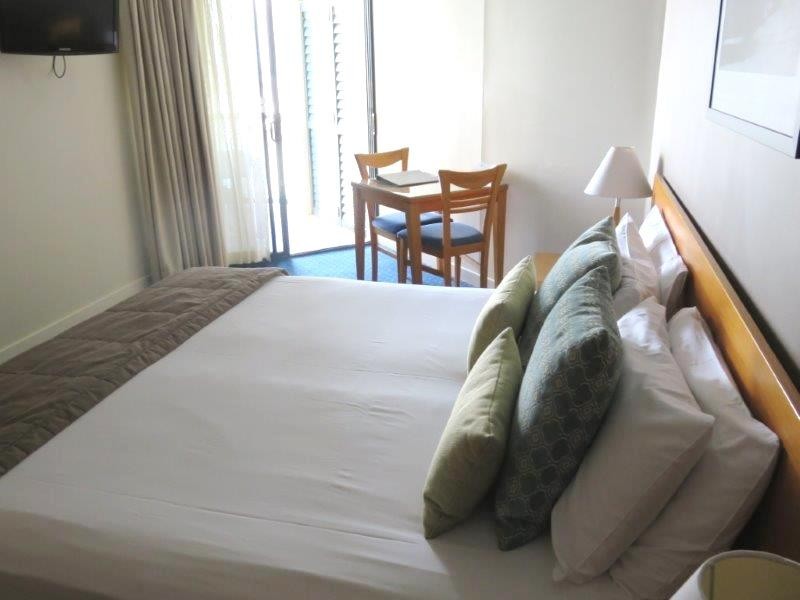 517/632-633 The Mantra Buccaneer Drive, Urangan QLD 4655