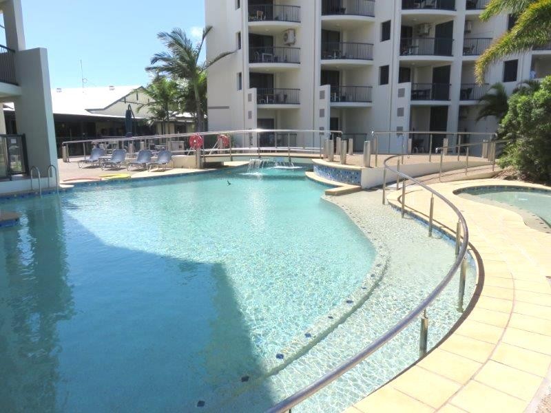 517/632-633 The Mantra Buccaneer Drive, Urangan QLD 4655