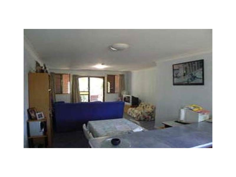 23 BARNSTAPLE ST, Torquay QLD 4655