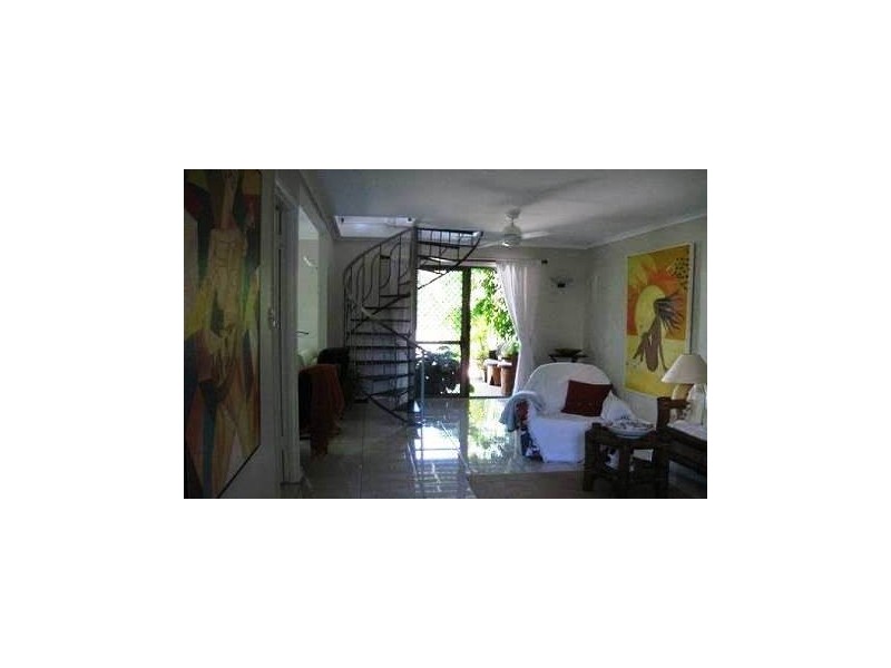 UNIT 2/70 HIBISCUS STREET, Urangan QLD 4655