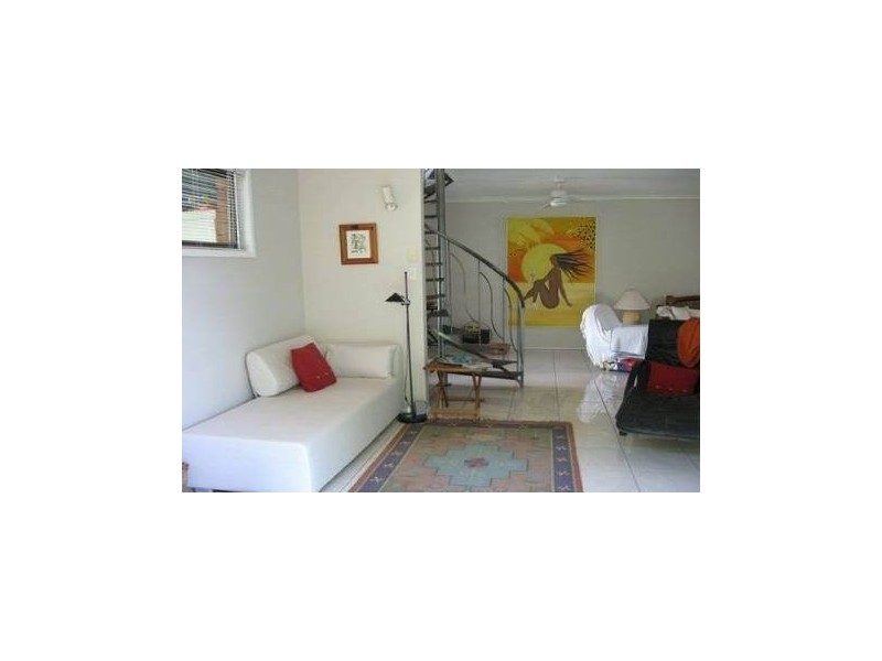 UNIT 2/70 HIBISCUS STREET, Urangan QLD 4655