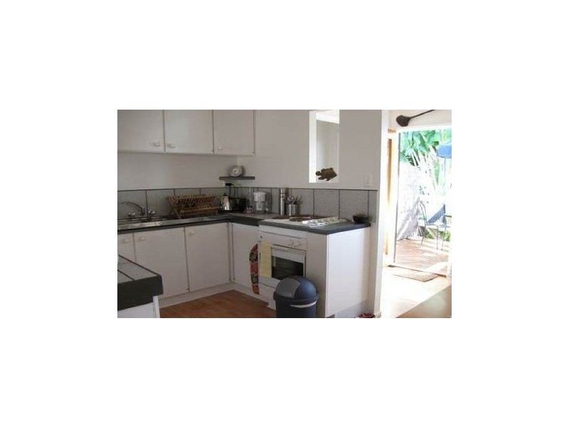 UNIT 2/70 HIBISCUS STREET, Urangan QLD 4655