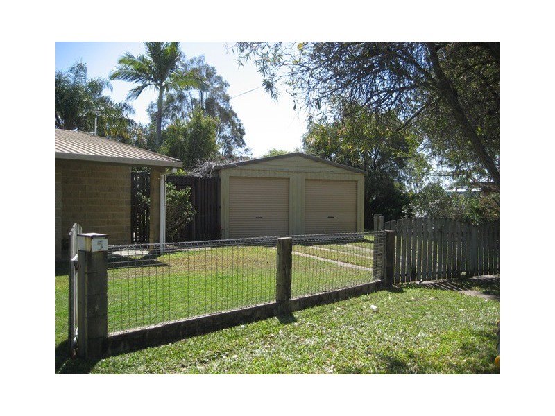 5 Whittaker Close, Urangan QLD 4655