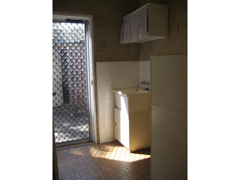 5 Whittaker Close, Urangan QLD 4655