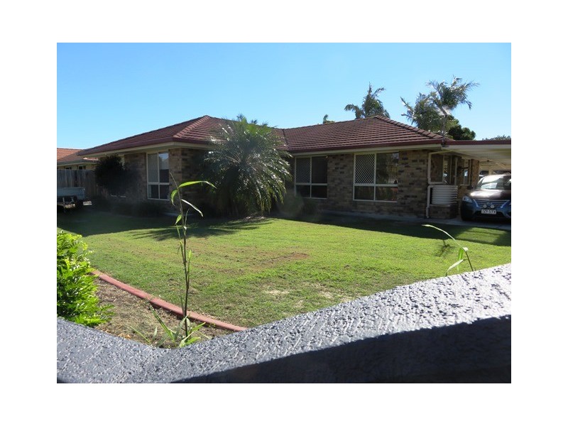 2 MARINEVIEW AVE, Scarness QLD 4655