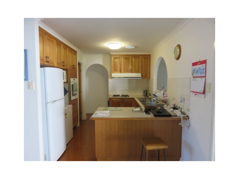 8 SMITH STREET, Urangan QLD 4655