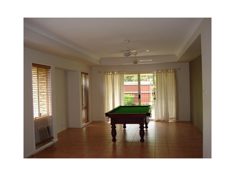 North Lakes QLD 4509