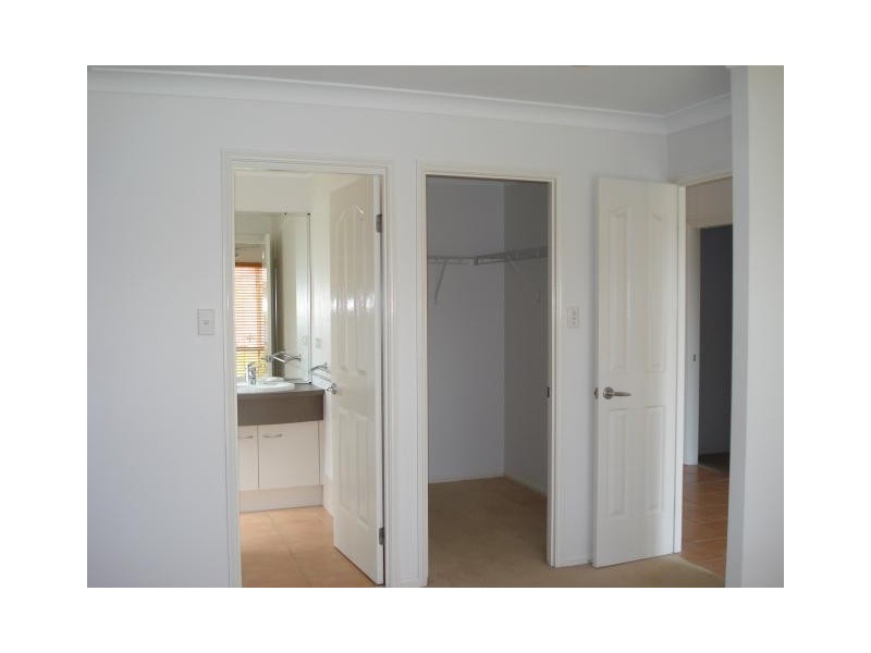 North Lakes QLD 4509