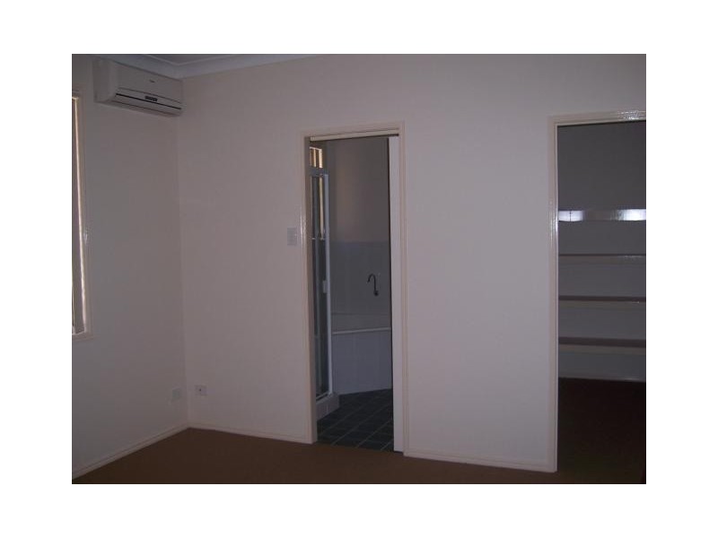 North Lakes QLD 4509