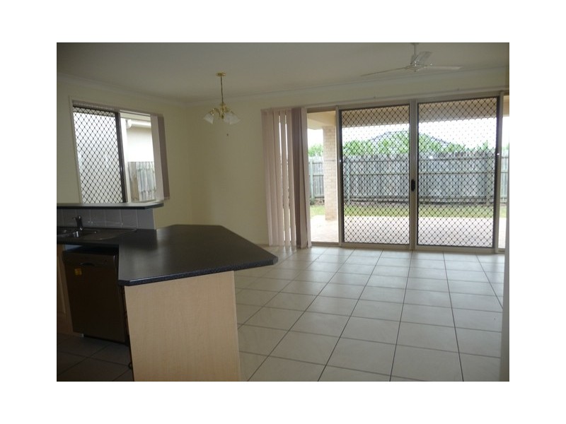 North Lakes QLD 4509