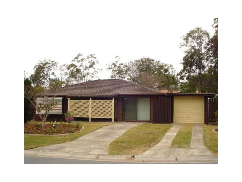 7 St Quentin Road, Petrie QLD 4502