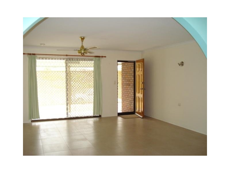 7 St Quentin Road, Petrie QLD 4502