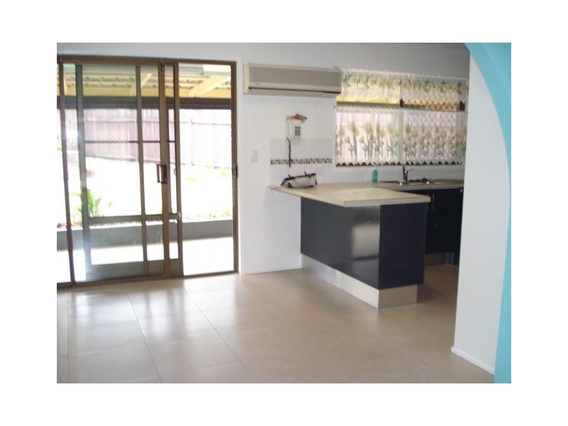 7 St Quentin Road, Petrie QLD 4502