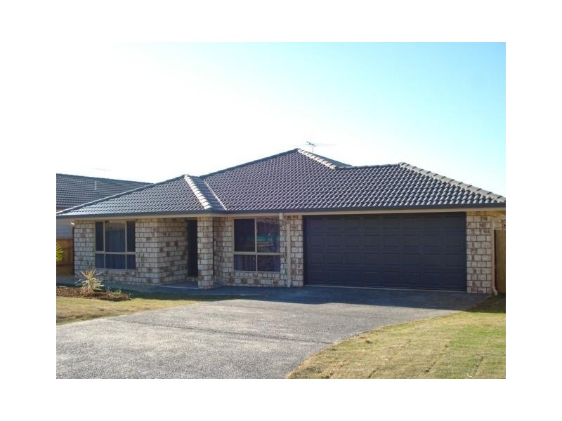 8 Seabiscuit Crescent, Kallangur QLD 4503