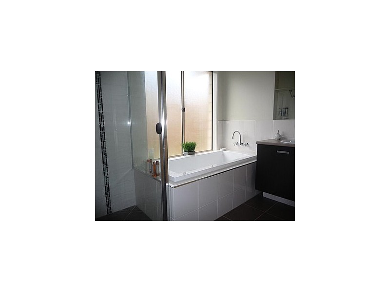 North Lakes QLD 4509