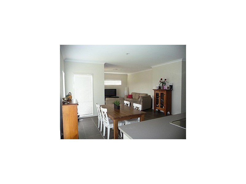 North Lakes QLD 4509