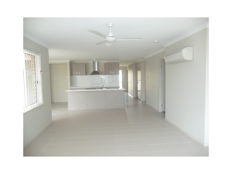 North Lakes QLD 4509