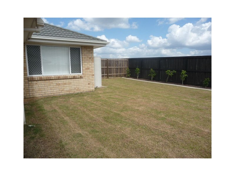 North Lakes QLD 4509