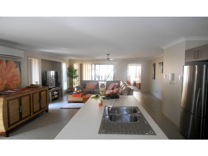 10 Braxlaw Crescent, Dakabin QLD 4503