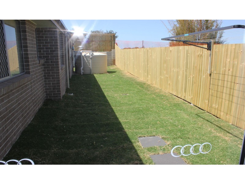 10 Braxlaw Crescent, Dakabin QLD 4503