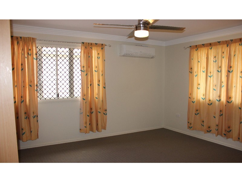 87a Old Gympie Rd, Kallangur QLD 4503