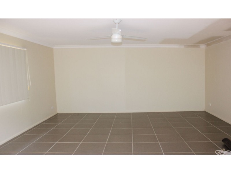 87a Old Gympie Rd, Kallangur QLD 4503