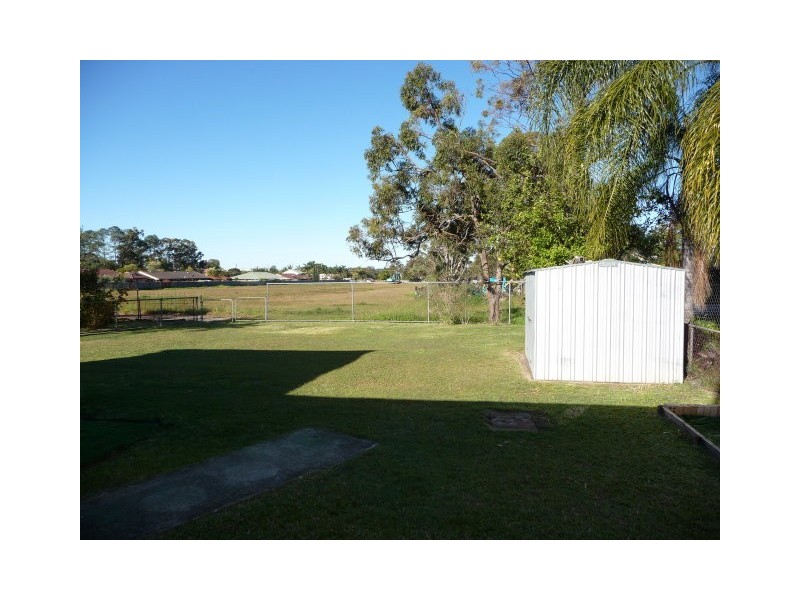 38  Somerset Street, Kallangur QLD 4503