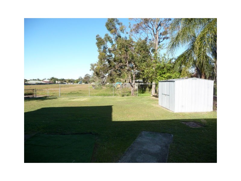38  Somerset Street, Kallangur QLD 4503