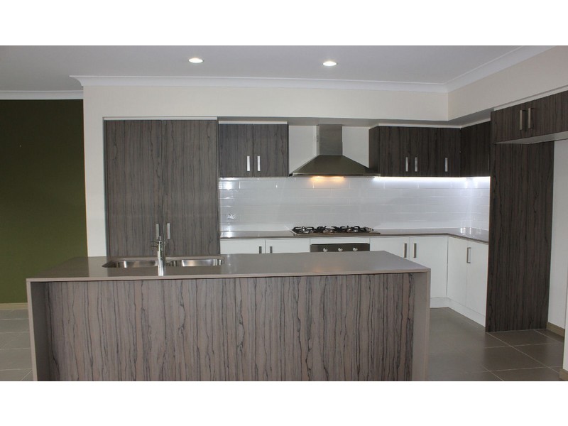 16 Essencia Avenue, Dakabin QLD 4503