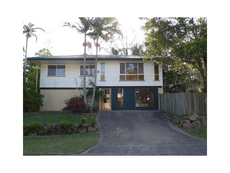 8 Carwell Avenue, Petrie QLD 4502