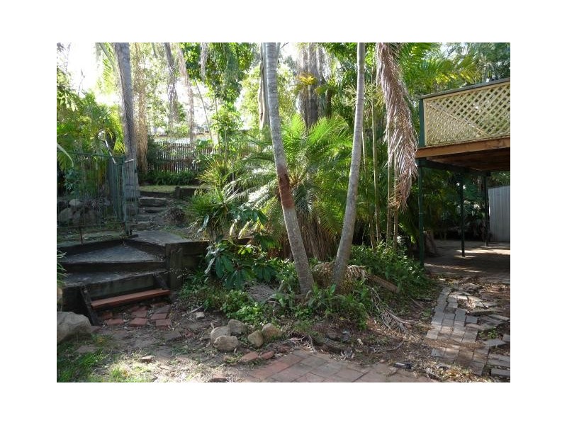 8 Carwell Avenue, Petrie QLD 4502