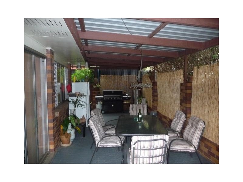 15  Gyp  Ct., Kallangur QLD 4503