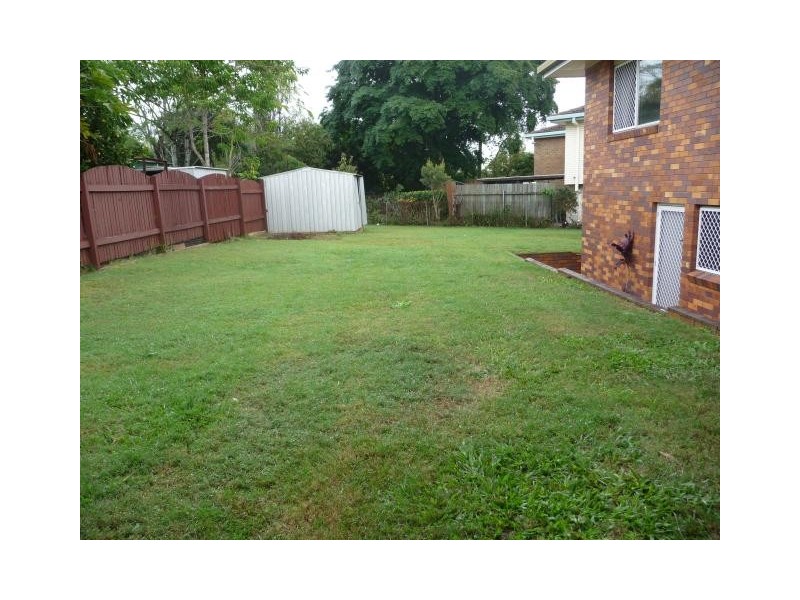 15  Gyp  Ct., Kallangur QLD 4503